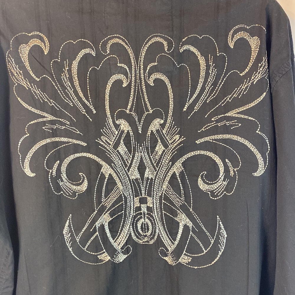 Guess Button Down with Embroidered Sleeve & Back in Black, Size XL.